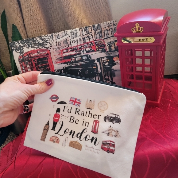 London Themed Decor Set - Picture 2 of 15